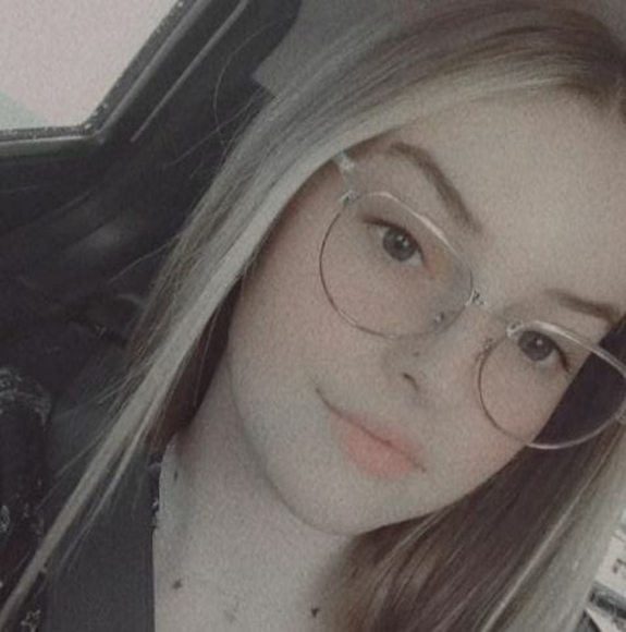 Meet your Posher, Emily - Picture 1 of 1